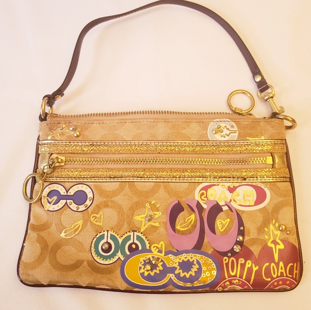 COACH POPPY WRISTLET
